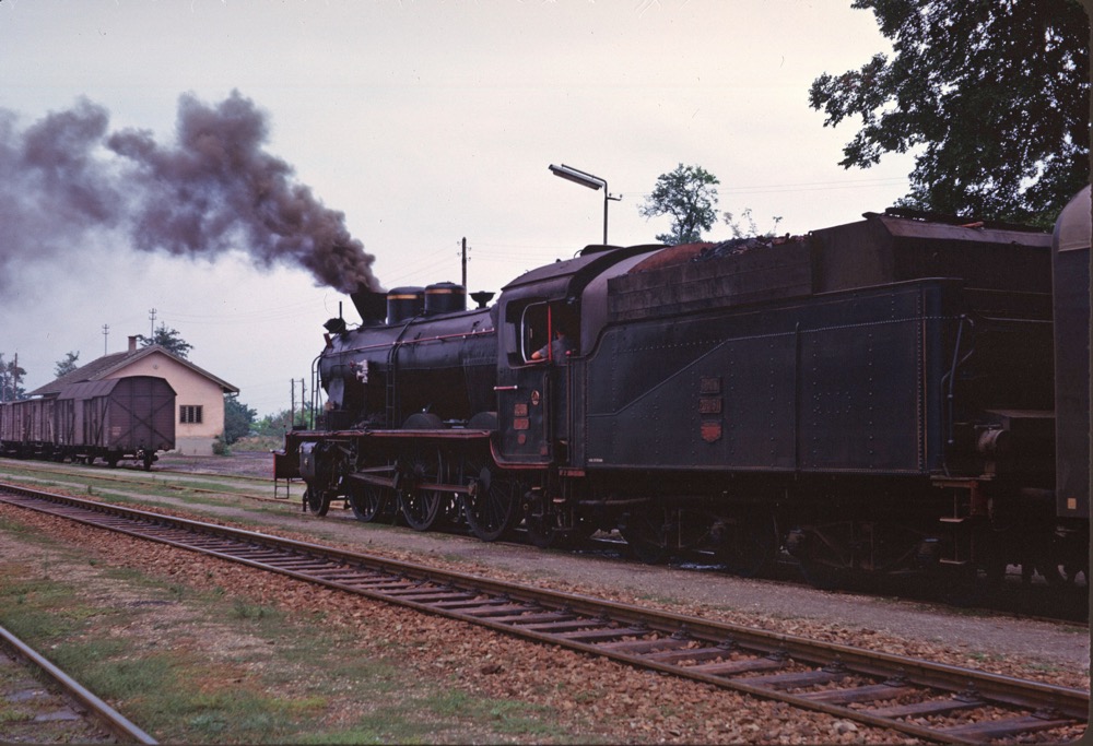 JZ 2-6-2 North of Belgrade in 64