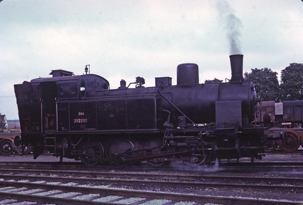 ÖBB 292.2101 0-8-0.
