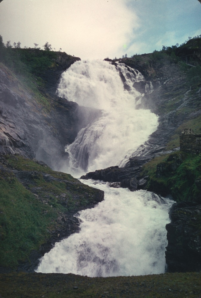 The spectaular falls on the Myrdal-Flam line.