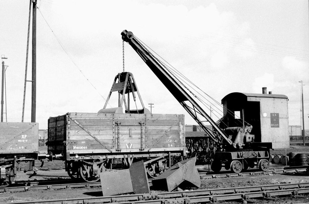 Feltham Ash Crane 1962
