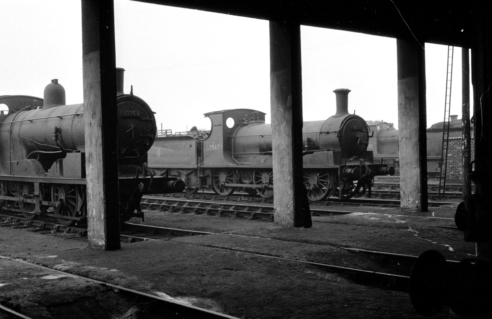 30567 at Feltham