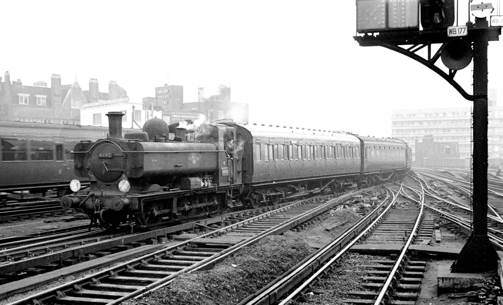 Pannier 4692 brings empty stock into Waterloo