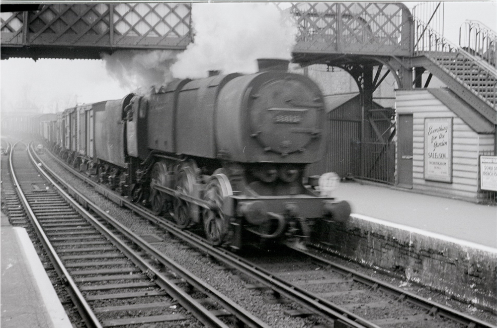 A Q1 at Staines heading for Feltham Yard